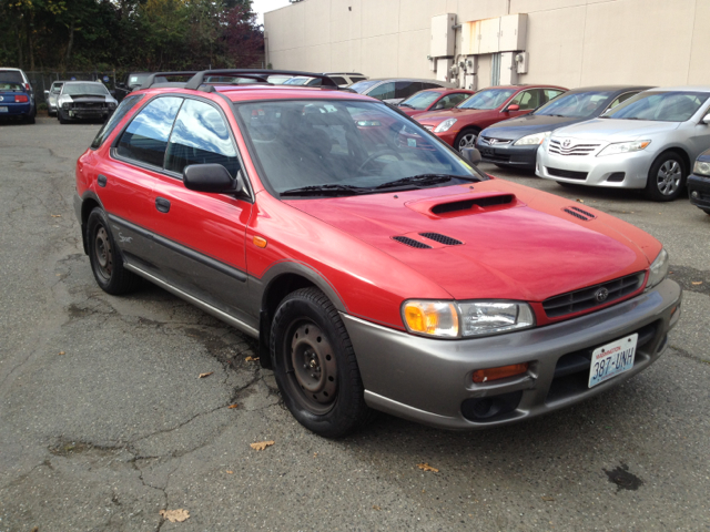 Subaru Impreza Wagon 1999 photo 2