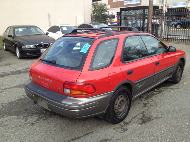 Subaru Impreza Wagon 1999 photo 3