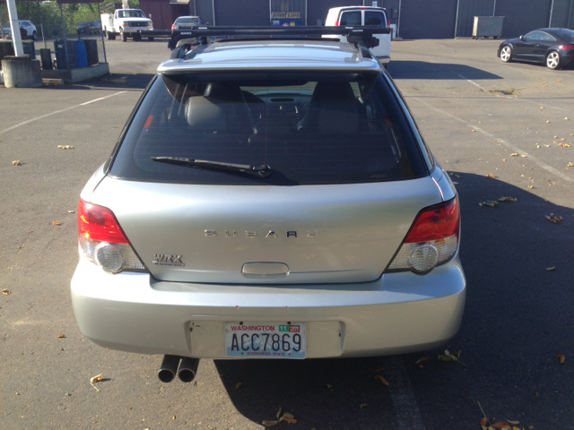 Subaru Impreza Wagon 2004 photo 2