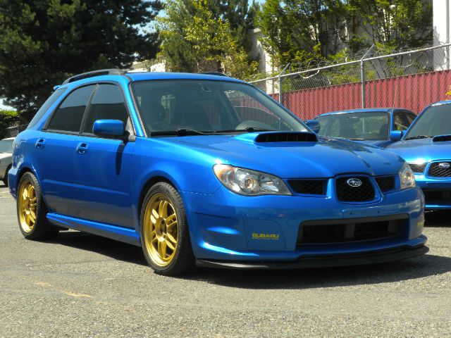 Subaru Impreza Wagon 2006 photo 2