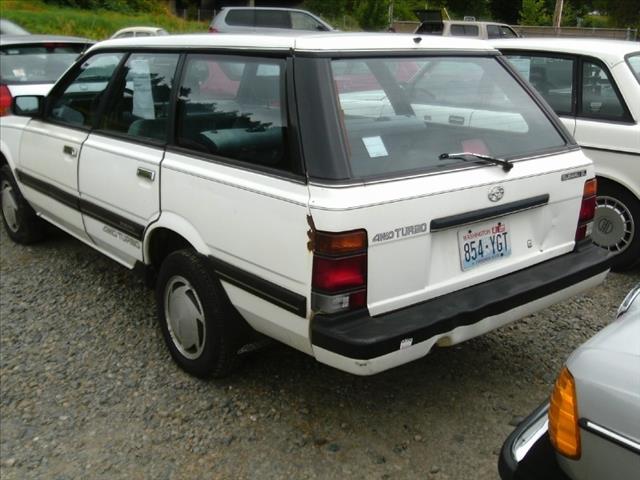 Subaru L Line 1988 photo 2