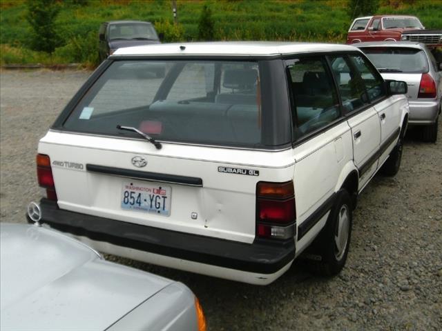 Subaru L Line 1988 photo 3