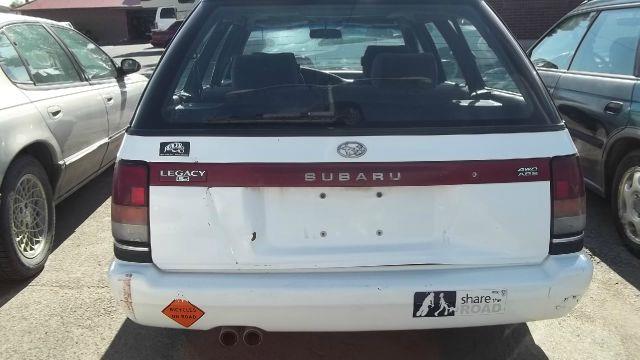 Subaru Legacy 1991 photo 1