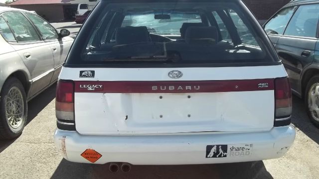 Subaru Legacy 1991 photo 2