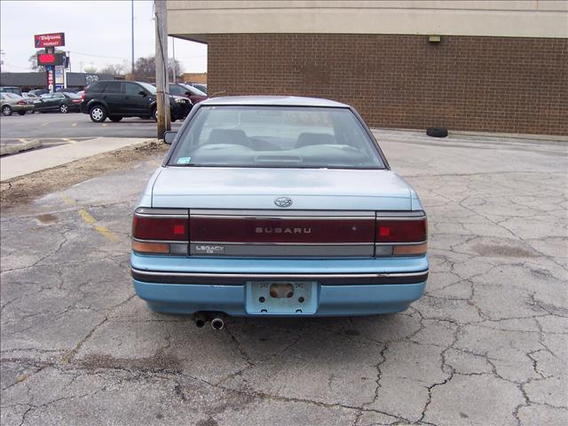 Subaru Legacy 1991 photo 3