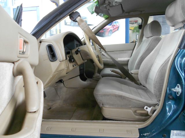 Subaru Legacy 1992 photo 1