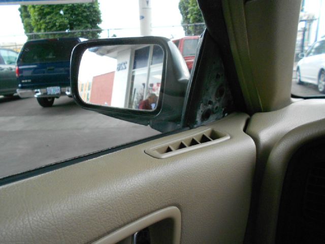 Subaru Legacy 1992 photo 2