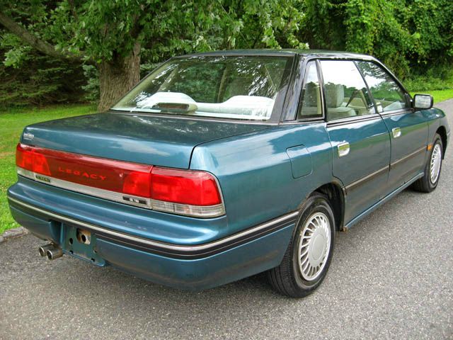 Subaru Legacy 1992 photo 0