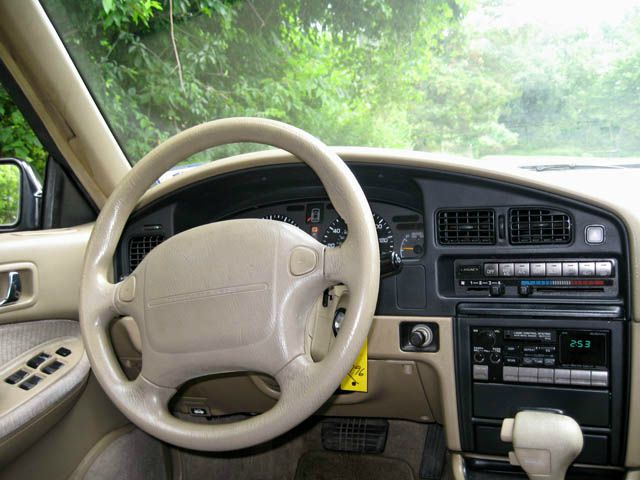 Subaru Legacy 1992 photo 3
