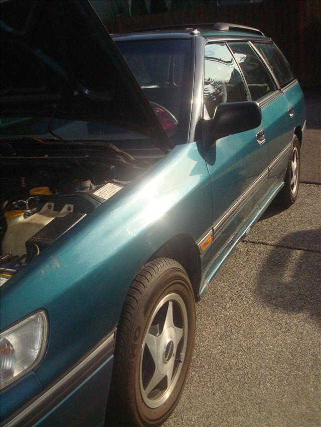 Subaru Legacy 1993 photo 1