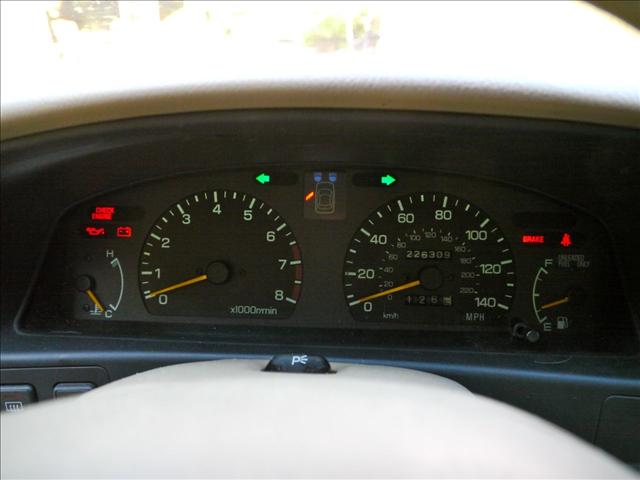 Subaru Legacy 1993 photo 5