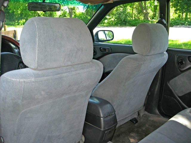 Subaru Legacy 1995 photo 2