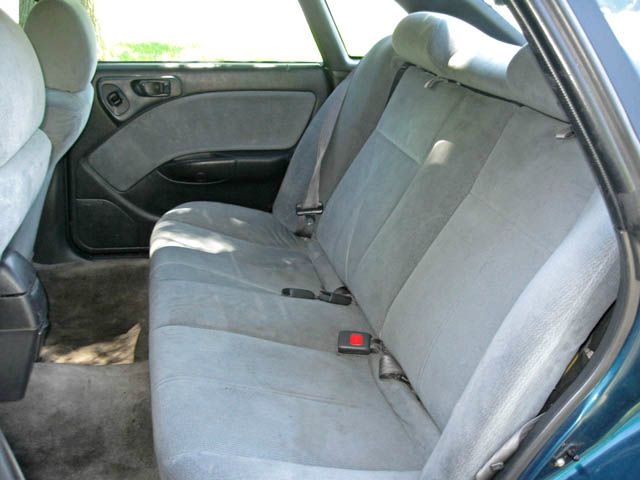 Subaru Legacy 1995 photo 3