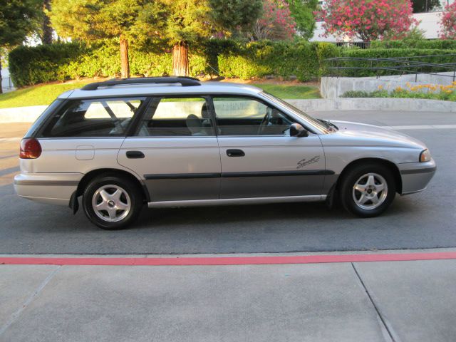 Subaru Legacy 1995 photo 4