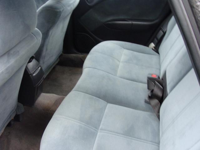 Subaru Legacy 1996 photo 2