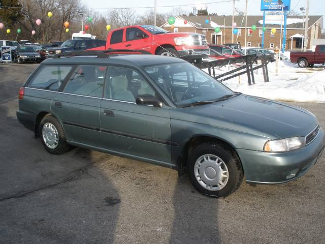 Subaru Legacy 1996 photo 2