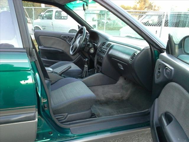 Subaru Legacy 1996 photo 3