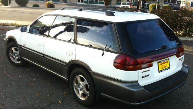 Subaru Legacy 1997 photo 3