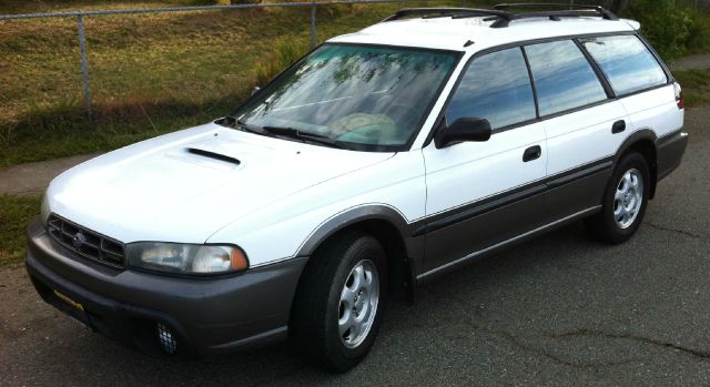 Subaru Legacy 1997 photo 4