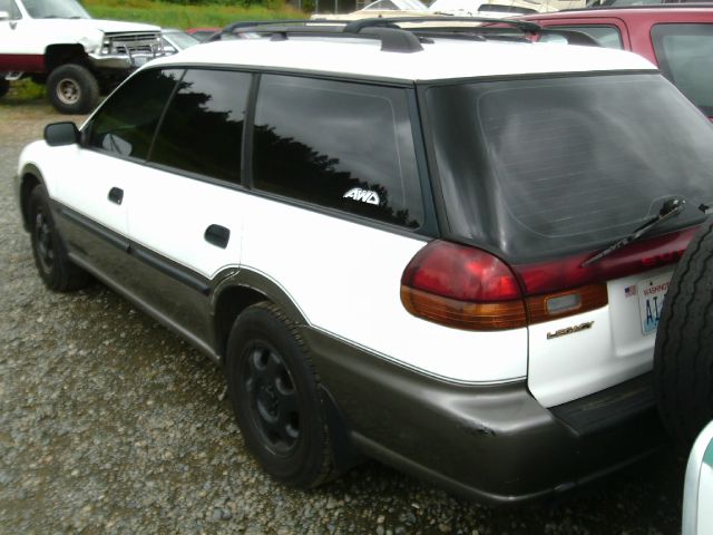 Subaru Legacy 1997 photo 1