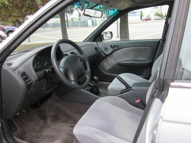 Subaru Legacy 1997 photo 12