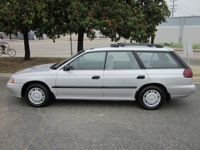 Subaru Legacy 1997 photo 2