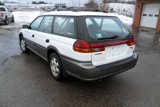 Subaru Legacy 1997 photo 3