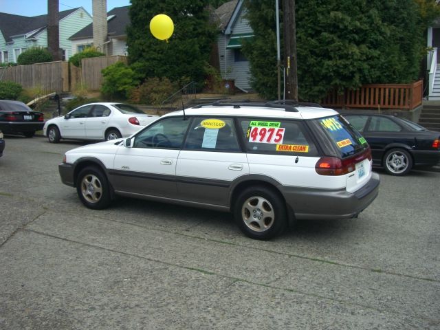 Subaru Legacy Panel LS Wagon
