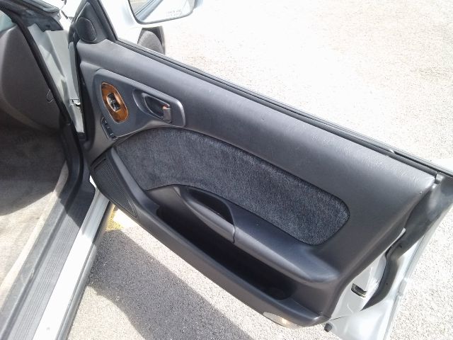 Subaru Legacy 1998 photo 5