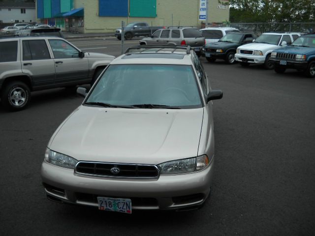 Subaru Legacy 1999 photo 2