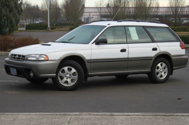Subaru Legacy 1999 photo 4