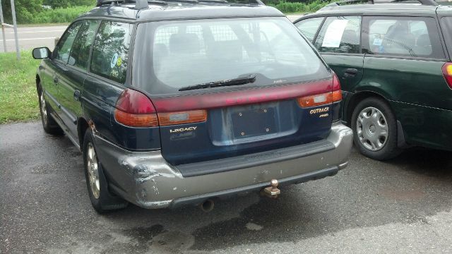 Subaru Legacy 1999 photo 2