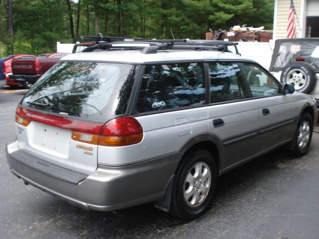 Subaru Legacy 1999 photo 2