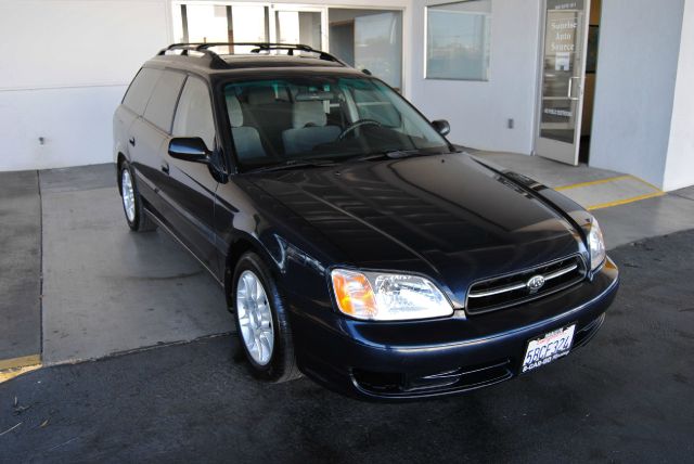 Subaru Legacy 2000 photo 1