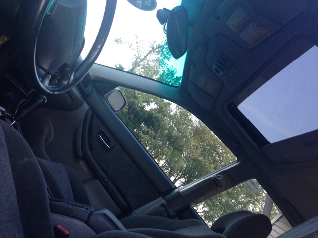 Subaru Legacy 2000 photo 4