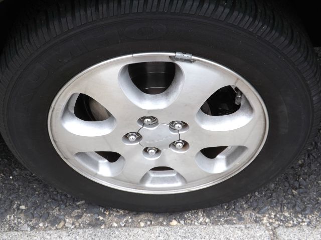 Subaru Legacy 2001 photo 2