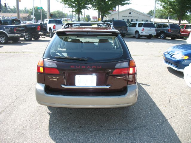 Subaru Legacy 2001 photo 1