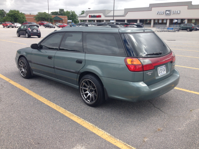 Subaru Legacy 2001 photo 4