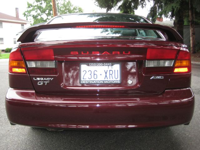 Subaru Legacy 2001 photo 2