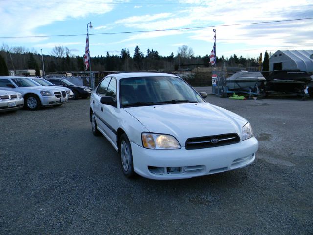 Subaru Legacy 2001 photo 1