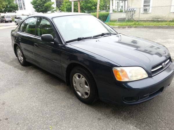 Subaru Legacy 2001 photo 2