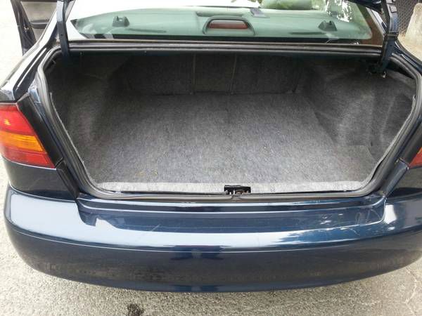 Subaru Legacy 2001 photo 3