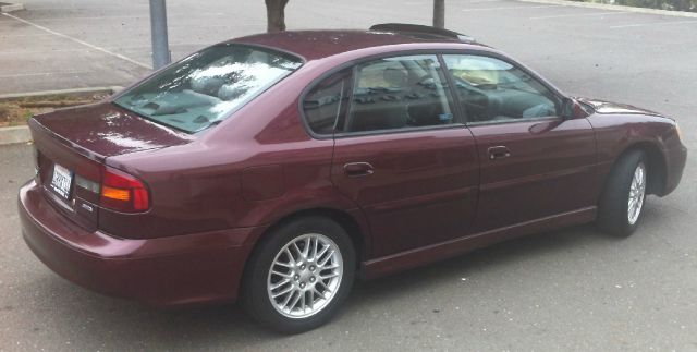Subaru Legacy 2001 photo 1