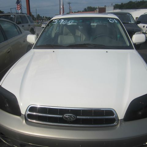 Subaru Legacy 2001 photo 3