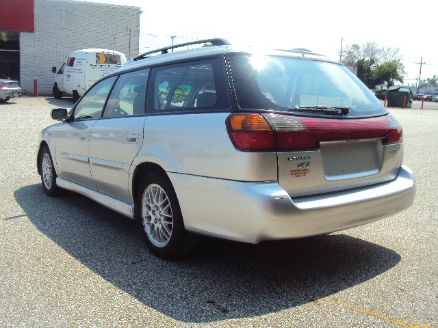 Subaru Legacy 2002 photo 0
