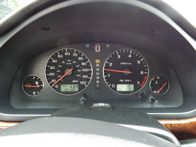 Subaru Legacy 2003 photo 4