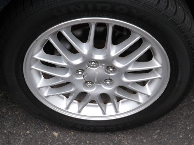 Subaru Legacy 2003 photo 8