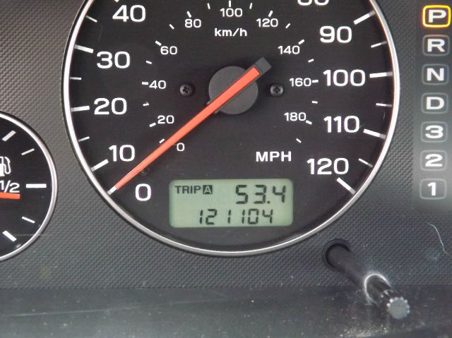 Subaru Legacy 2003 photo 9