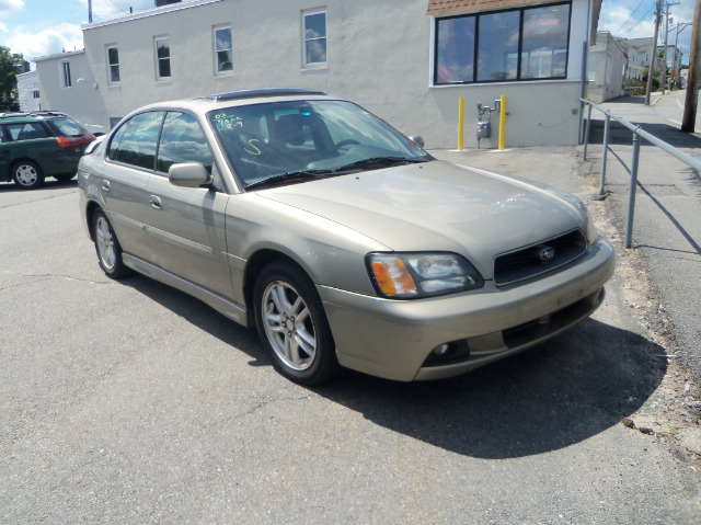 Subaru Legacy 2003 photo 2