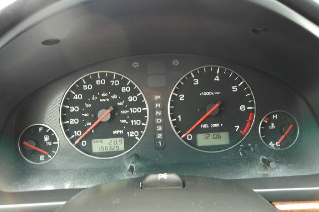 Subaru Legacy 2003 photo 27